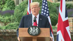 트럼프, 언론에 분통…"정상회담 아무리 잘해도 비난"