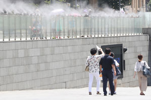 서울 올해 첫 폭염경보…낮 최고 35도 이상 예상