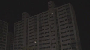 잠 못 이룬 열대야, 갑자기 끊긴 전기…주민들 큰 불편