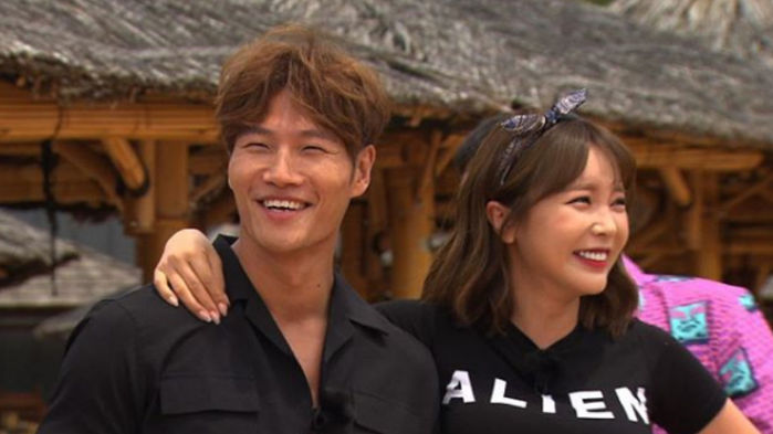 Kim Jong-kook Comments on the Chances of Dating Hong Jin Young in Real Life