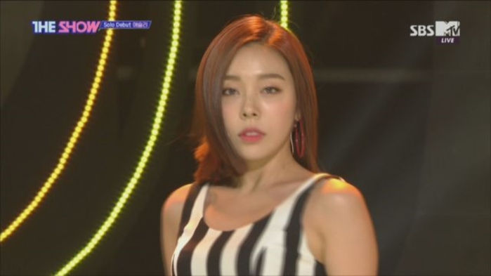 VIDEO: ASHLEY Unveils Her First Solo Debut Track 'HERE WE ARE'