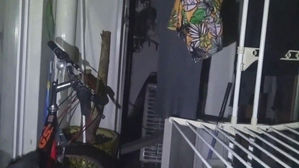 에어컨 실외기 과부하 추정 화재…아파트  대피 소동