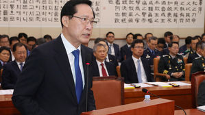 송영무 "대체복무제 국방부 안 8월 말까지 완성"