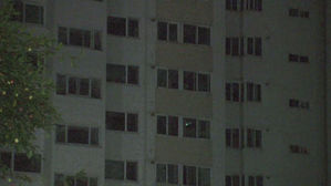 열대야 속 잠 못드는 주민들…'정전' 아파트 단지, 5시간 만에 복구