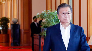 문 대통령, '계엄문건' 파문 속 오늘 전군주요지휘관 회의 주재