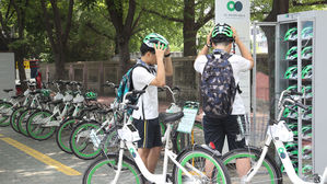 서울 '따릉이' 헬멧, 무료 대여 나흘 만에 25% 사라져