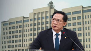 靑, '송영무 경질 가닥' 보도에 "확인해 드릴 게 없다"