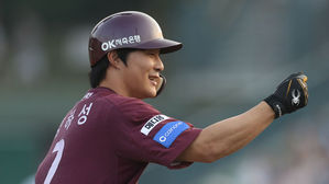 프로야구 넥센, 삼성에 역전승…창단 첫 10연승