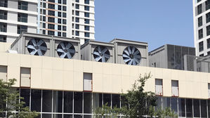 "실외기 방향 바꿔"…폭염 속 신축상가-아파트 갈등