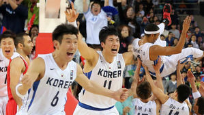 [다시 보는 아시안게임] "4쿼터 대역전 드라마! 12년 만에 금메달!"&hellip;2014 인천 아시안게임 남자농구 결승 이란전 (10)