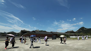 잠시 주춤한 무더위…서울 폭염특보 38일만 해제