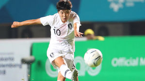 한국, 3연승으로 여자축구 8강행…홍콩과 준준결승