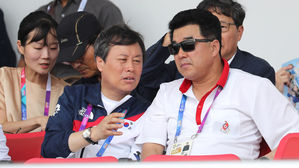 도종환 장관 "2020년 도쿄올림픽 단일팀, 북에 제안"