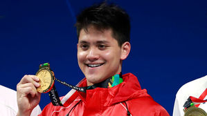 리우서 펠프스 꺾은 스쿨링, 싱가포르에 대회 첫 금