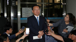 '긴급조치 위반' 김부겸, 40년 만의 재심서 무죄 판결