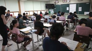 올해 두 번째 서울 검정고시 3천700명 합격…고졸 최연소 만 12세