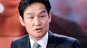 최용수, FC서울 사령탑으로 2년 만에 복귀