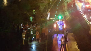 폭우에 서울 동부간선도로서 차량 5대 침수&hellip;1명 사망&middot;2명 구조