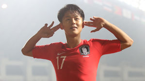 일본만 만나면 펄펄…이승우의 당돌한 자신감, 한국 축구 살렸다