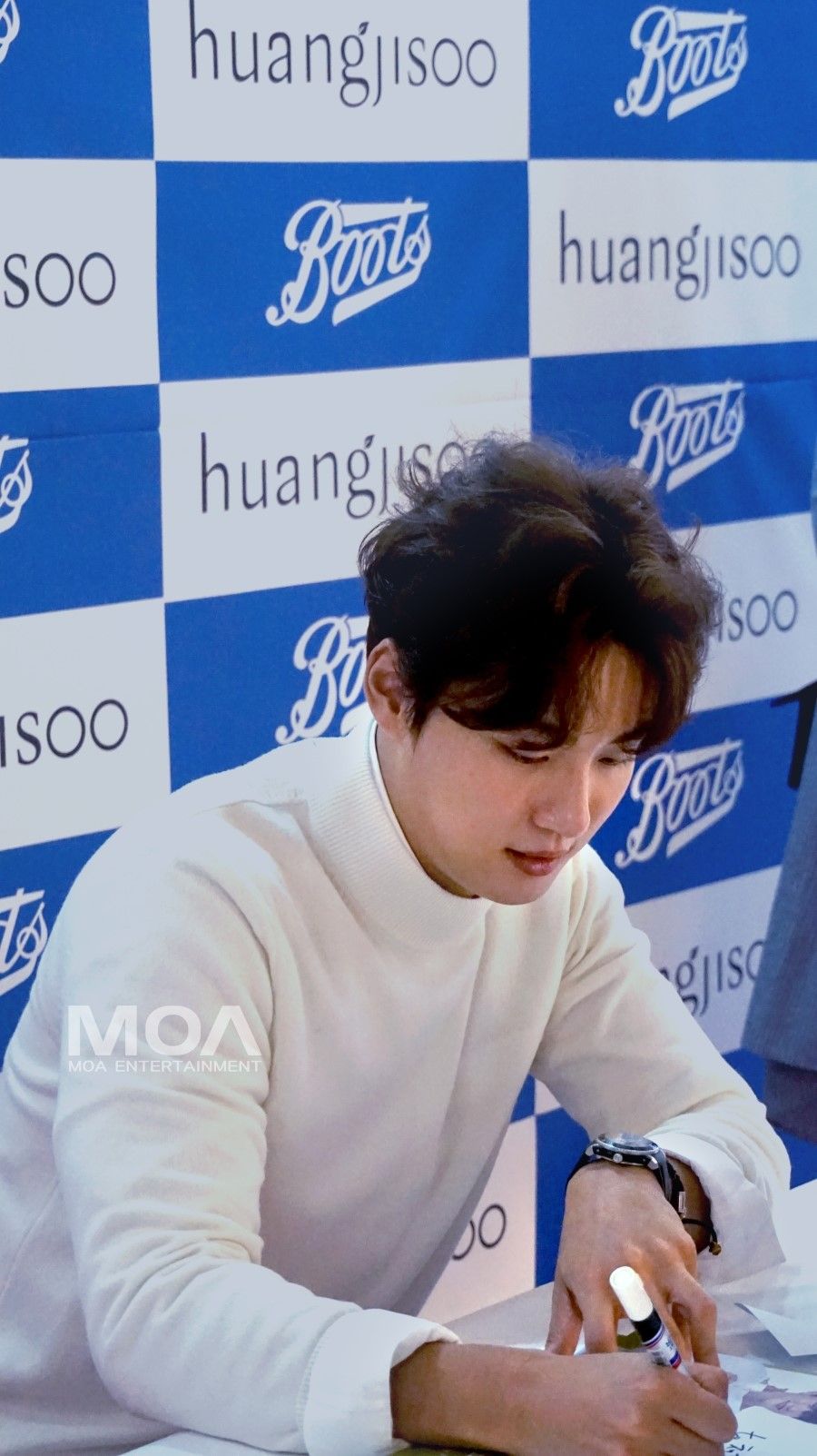 Yonn Si Yoon