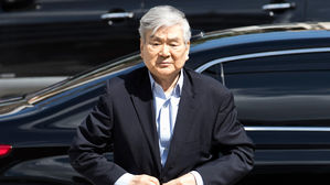 [현장영상] 회삿돈으로 자택 경비원에 월급?&hellip;조양호 경찰 출석