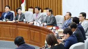 자유한국당 원내대책회의 (사진=연합뉴스)