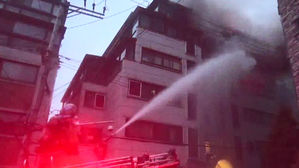 서울 관악구 아파트 5층서 화재…주민 7명 구조