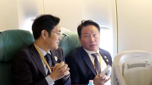 [포토] 재계 총수들 방북 모습 보니&hellip;조심스러운 기대감