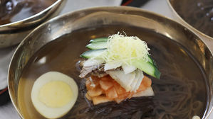 [Pick] 평양냉면 한 그릇에 1만 4천 원?&hellip;유명 냉면집 잇따라 가격 인상