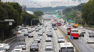 귀경 정체 본격화…'오전 9시 출발' 부산→서울 6시간 20분