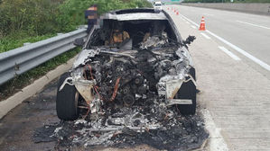 '또 BMW 520d에 불'…남해고속도로 달리다 화재
