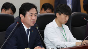 김영춘 "남포·해주항 개발 시급…北 모래 수입할 수 있을 것"