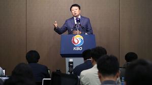 침묵 깬 선동열 감독 "어떠한 청탁·불법행위 전혀 없었다"