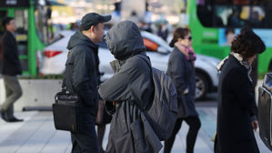 [취재파일] 10월의 마지막 태풍 '위투'…찬 공기에 갈팡질팡