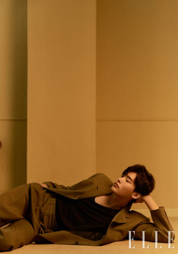 Lee Jong Suk