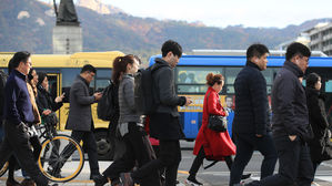 '사라진 가을' 영하 25도 찬공기 습격…내일 서울 1도