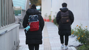 "따뜻하게 챙겨 입으세요"&hellip;서울 5년 만에 가장 추운 수능일