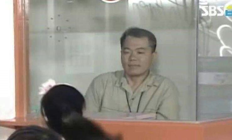 래퍼 키드밀리, 뜻밖의 닮은 꼴 화제…'혹시 순풍산부인과 오락실 아저씨?