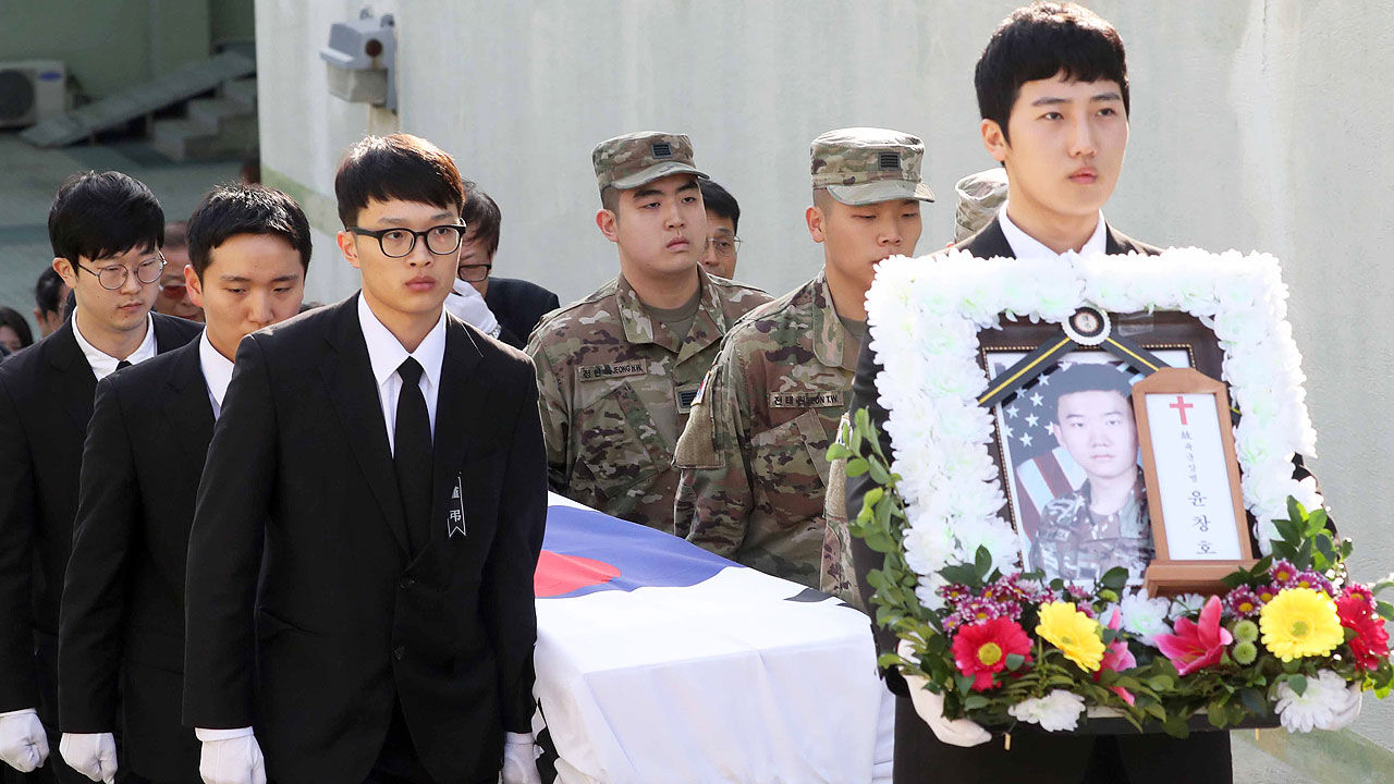 기사 대표 이미지:음주 사고 피해 사망 故 윤창호씨 영결식 진행