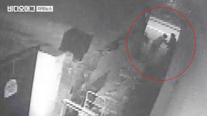 술 취한 20대, 77세 할머니 '무차별 폭행'&hellip;공분 산 영상