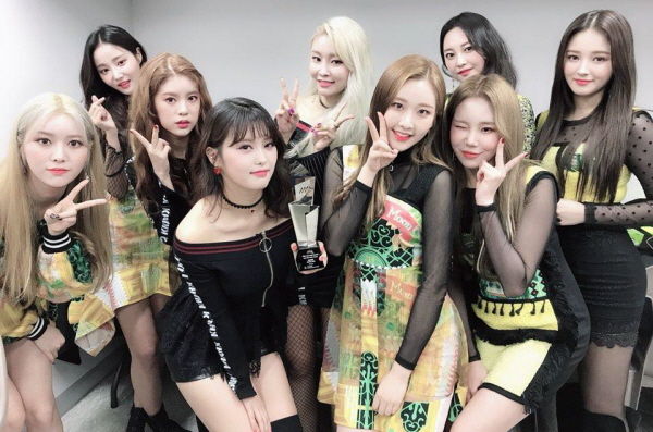 MOMOLAND