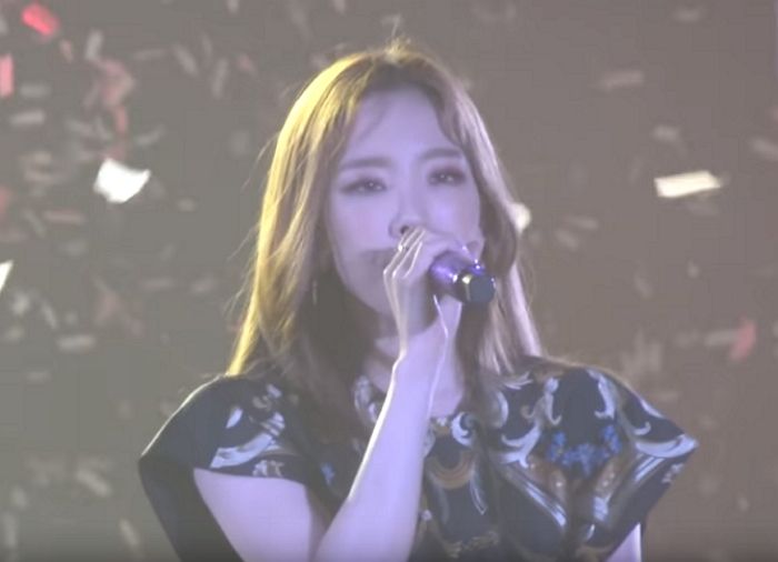태연 콘서트에서 팬들 공포에 떨게 한 형태의 정체 (출처= hugotwy 유튜브)