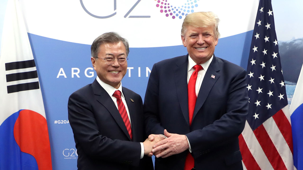 G20 한미 정상 악수(사진=연합뉴스)