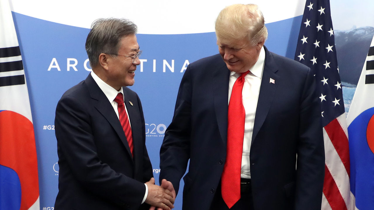 G20 한미 정상 악수(사진=연합뉴스)