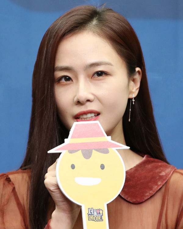 논란 후 첫 공식 석상…연인 '마이크로닷' 관련 질문에 홍수현의 답변