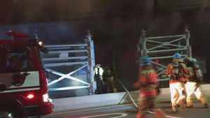 서울 영등포구 문래고가 화재…"추위 피하려 불 피워"