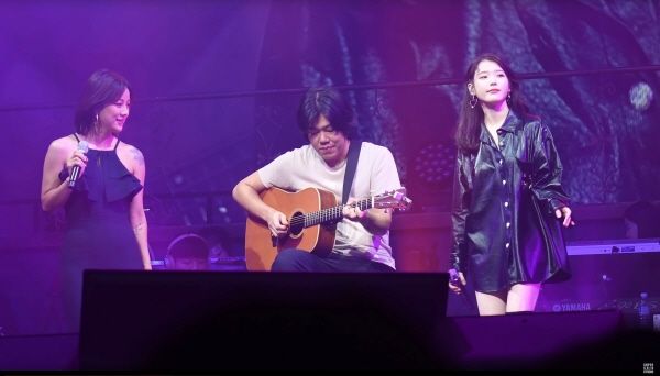 IU & Lee Hyo-ri