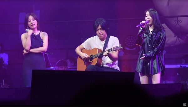 IU & Lee Hyo-ri