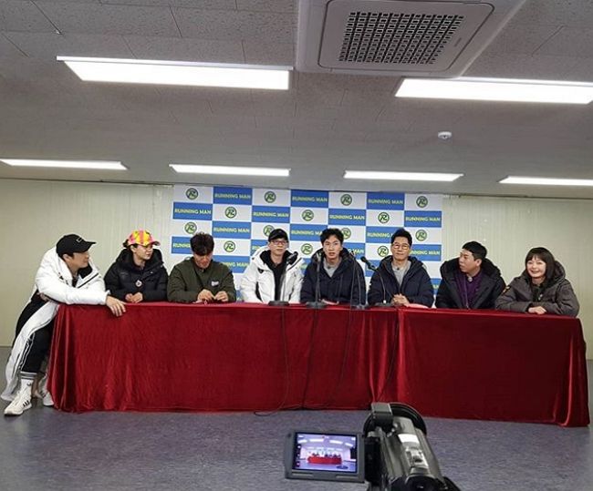 이선빈과 열애 인정 후 기자회견까지 선 이광수