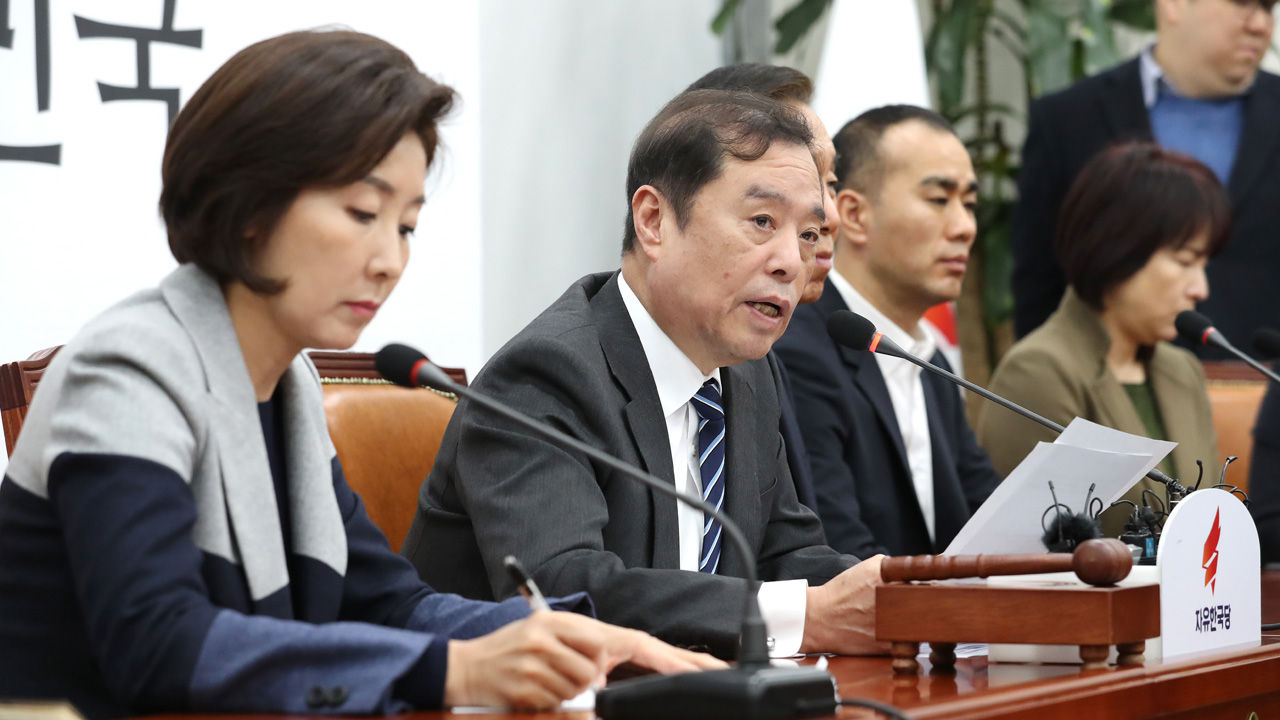 기사 대표 이미지:김병준 "문재인정부, 北 우선주의로 남북경협에만 관심 쏟아"